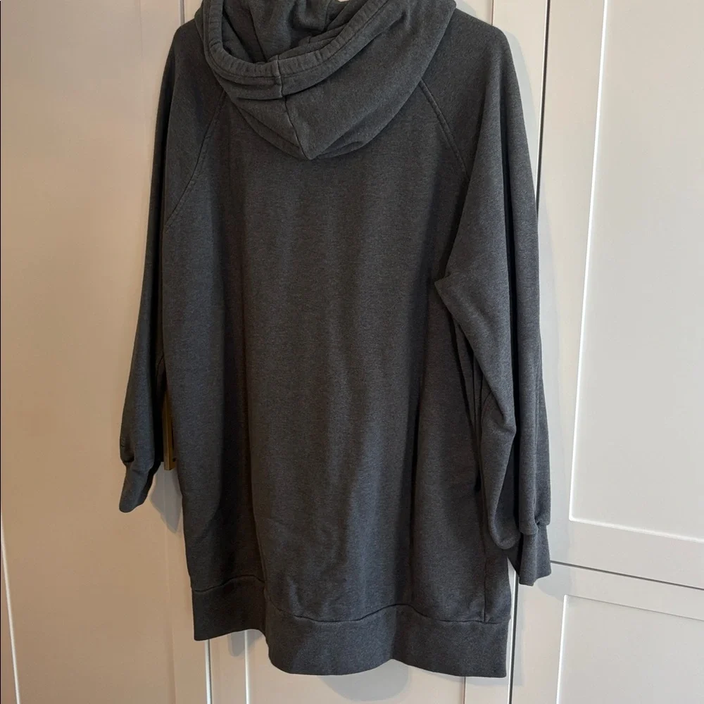 Everlane hoodie